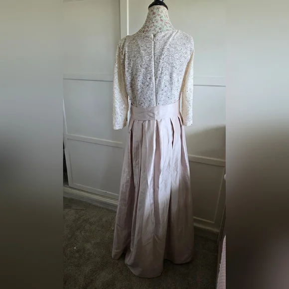 Elegant Lace Top and Satin Skirt Dress Size 14 - Picture 5 of 11